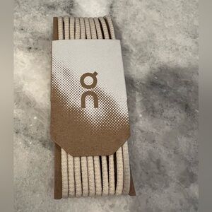 New! On Running Traditional Laces - Off-white